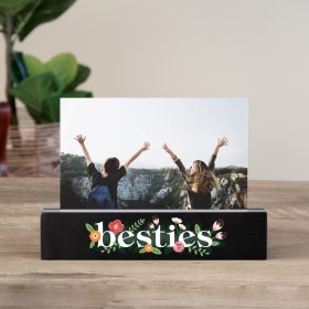 "Besties" Photo Bar
