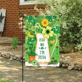 "Kiss Me" Dura Soft™ Garden Flag - Garden 13 x 18